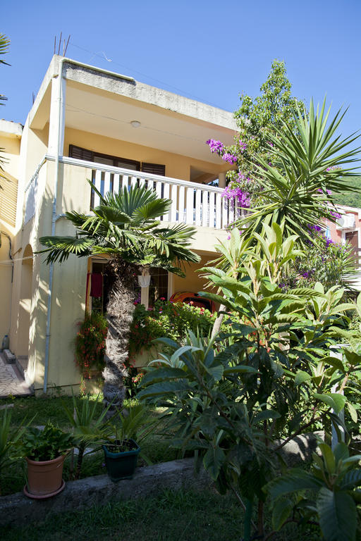 Apartments Angela Budua Esterno foto