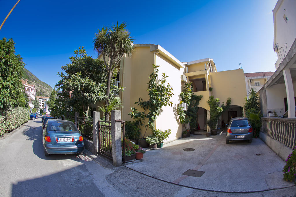 Apartments Angela Budua Esterno foto