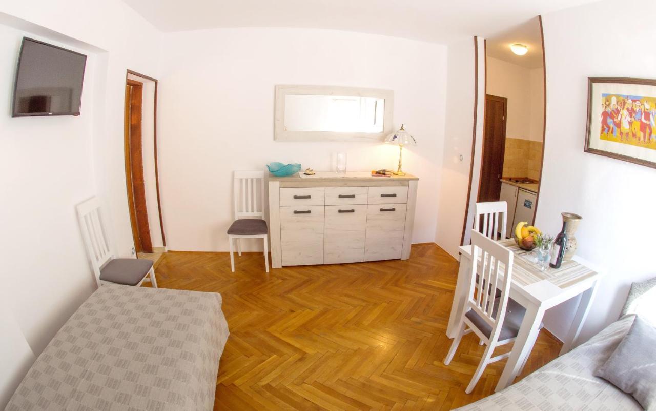 Apartments Angela Budua Esterno foto