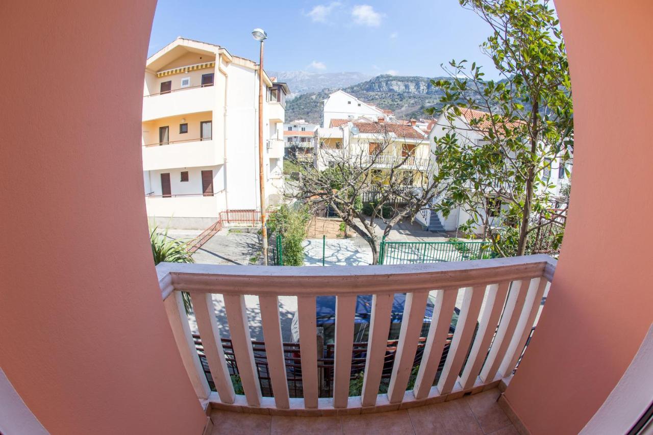Apartments Angela Budua Esterno foto